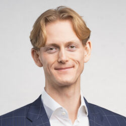 Herr Lucas Maximilian Schroth