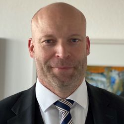 Dr.-Ing. Thomas Schneider