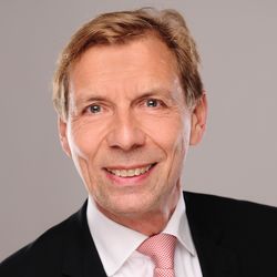 Dr. Thomas Mielke