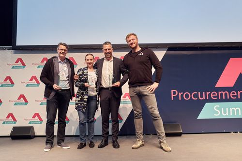 procurement-summit-thomas-mit-den-gewinnern-vom-speaker-award